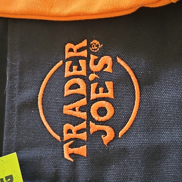 Trader Joe’s Mini Canvas Tote, Set of 2, Halloween colors, NWT - Picture 6 of 9